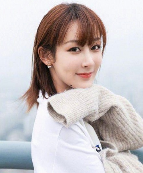 揭秘娱乐圈背后的风云与爱恨纠葛：冷静看待明星八卦